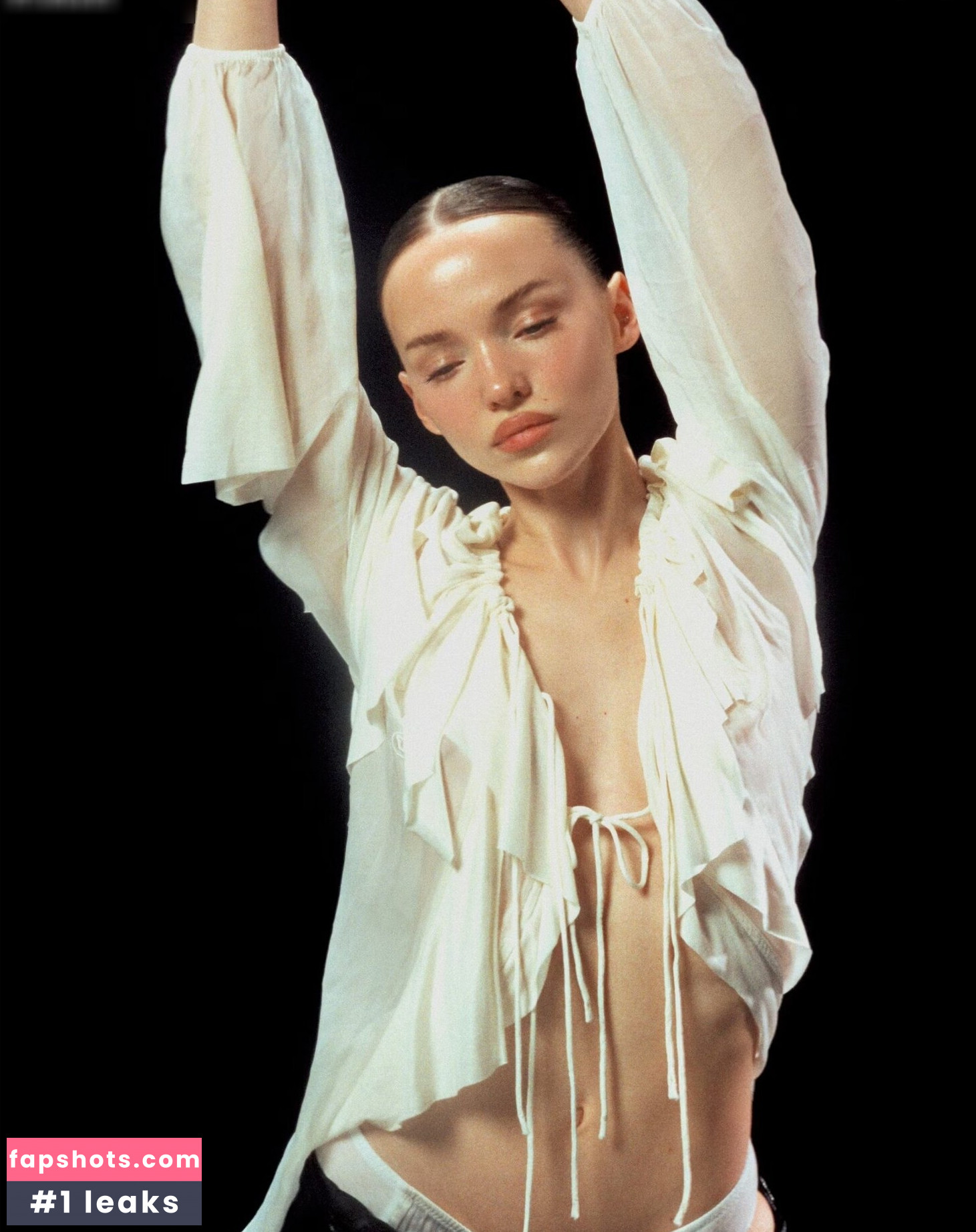 Dove Cameron gallery photo #82