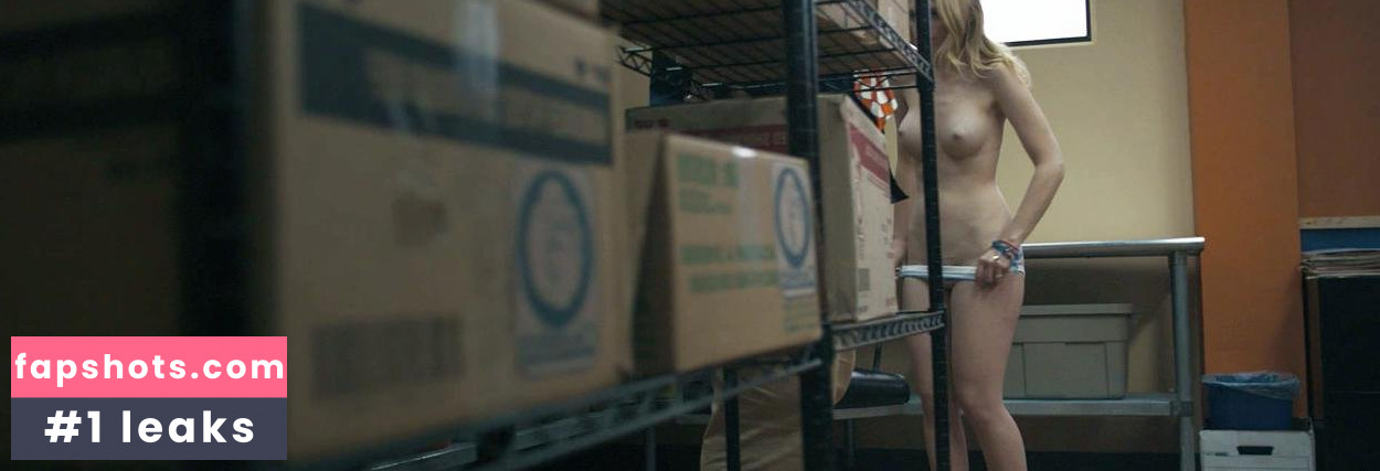 Dreama Walker gallery photo #31