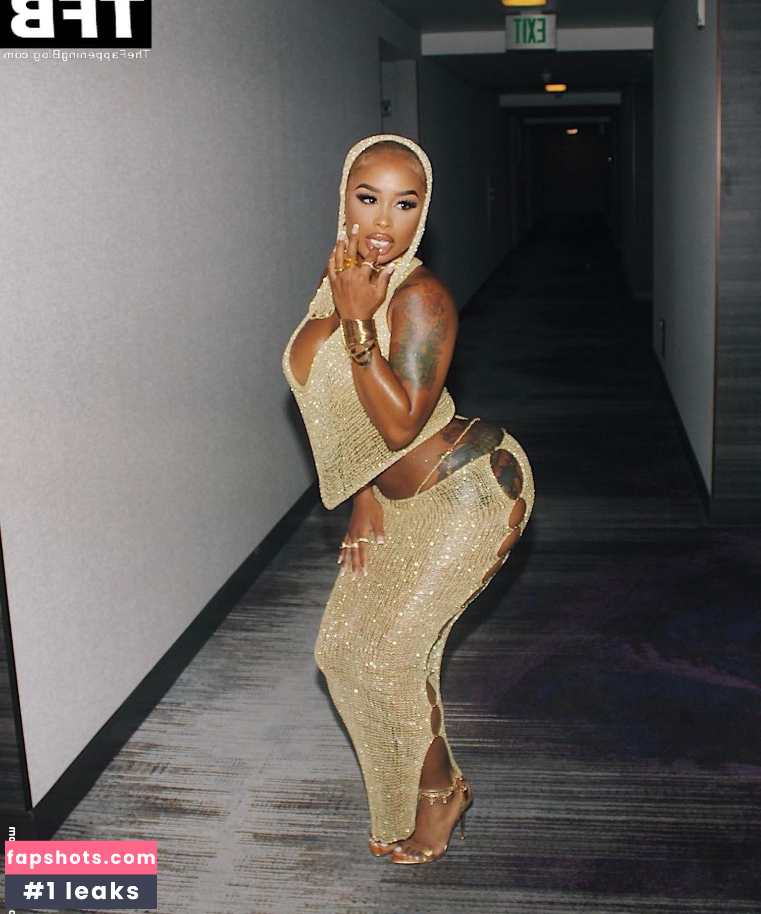 DreamDoll nude babe gallery