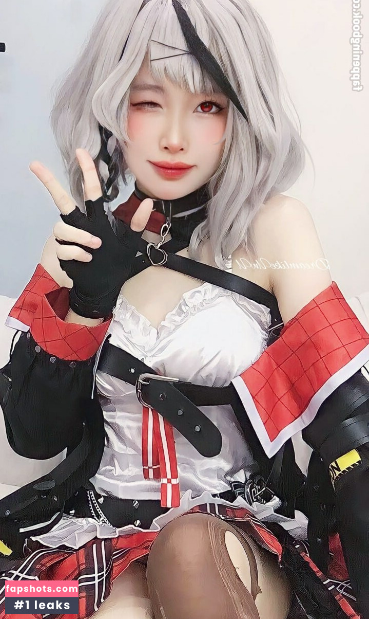 DreamlikeUwU gallery photo #17