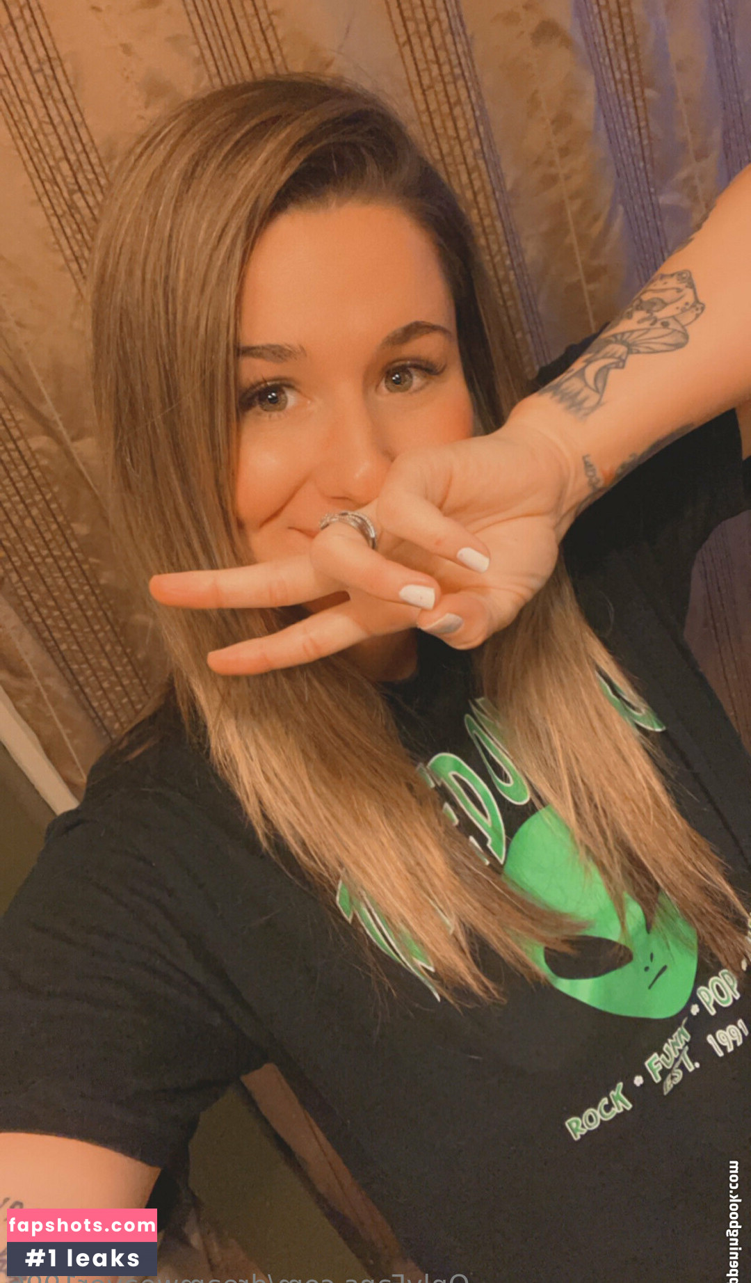 dreamweaver1996 gallery photo #2