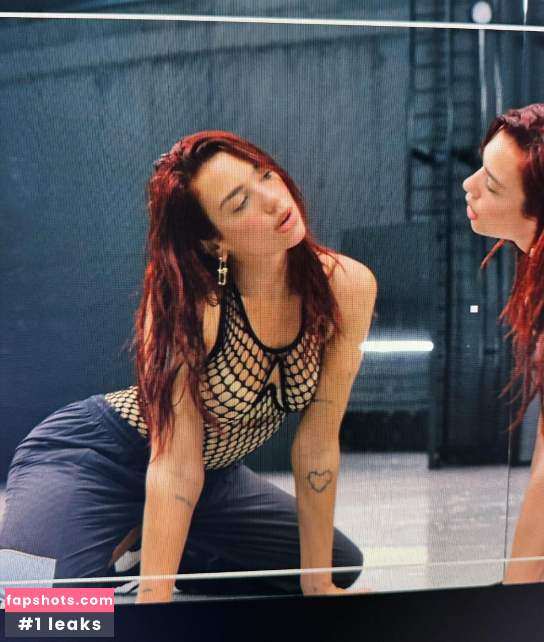 Dua Lipa gallery photo #1015