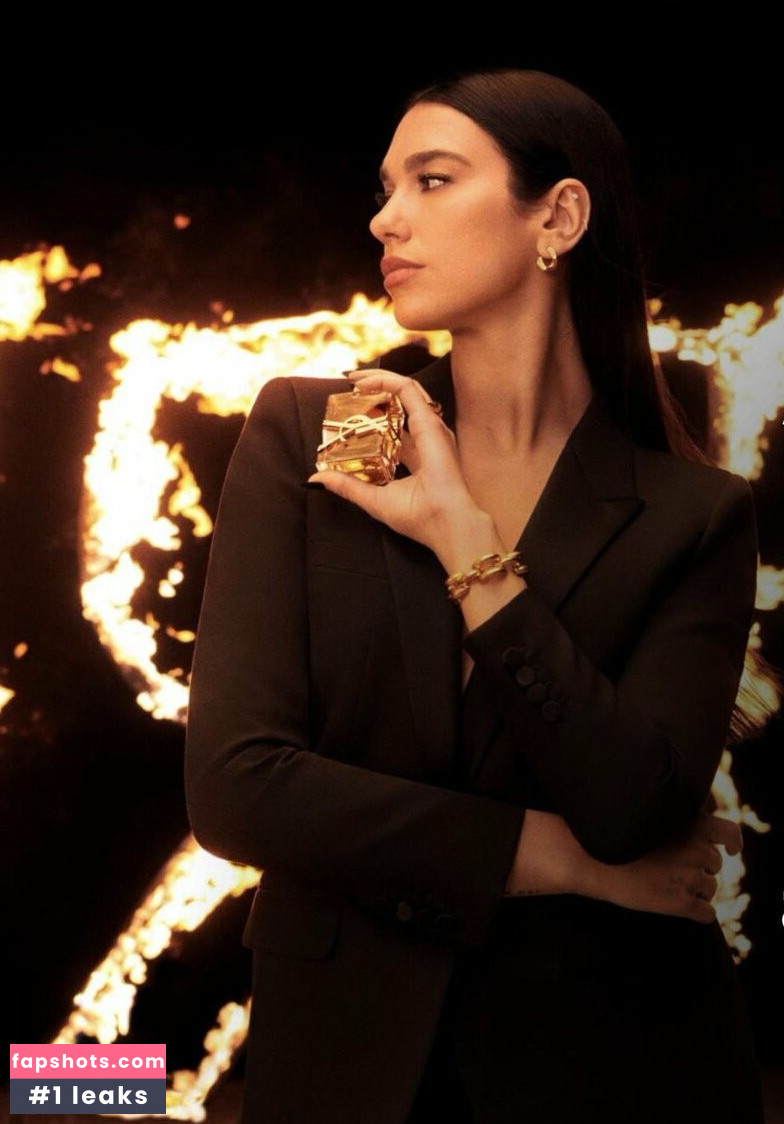 Dua Lipa gallery photo #1016
