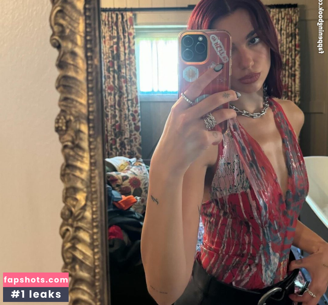 Dua Lipa gallery photo #1055