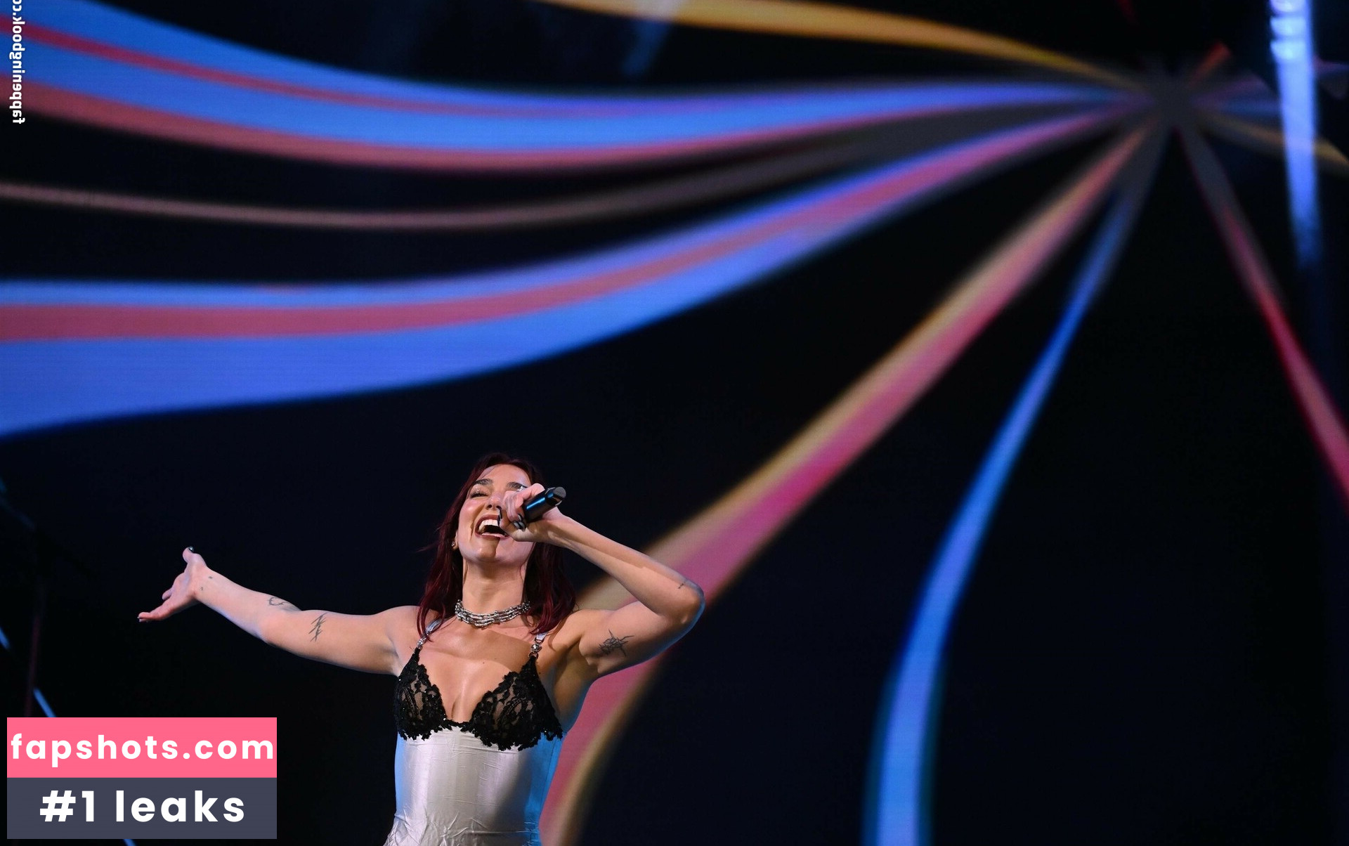 Dua Lipa gallery photo #1097