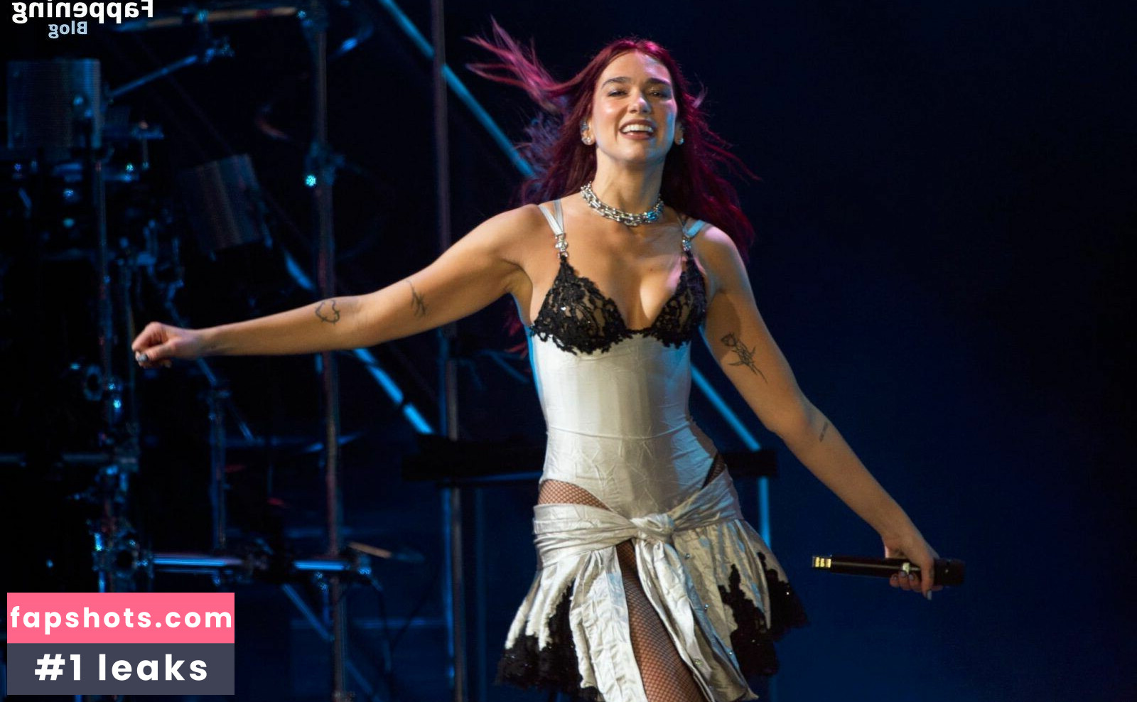 Dua Lipa gallery photo #1184