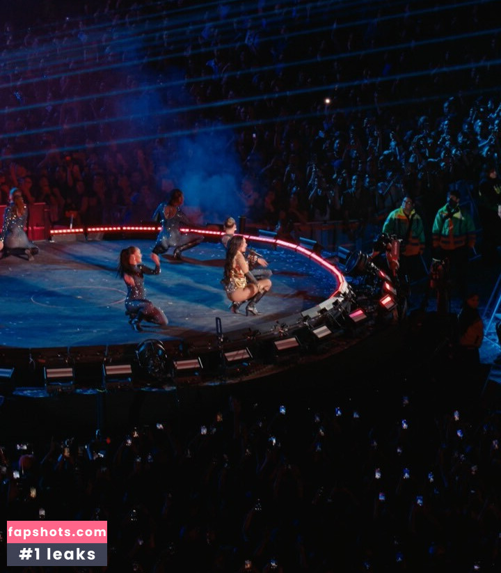 Dua Lipa gallery photo #132