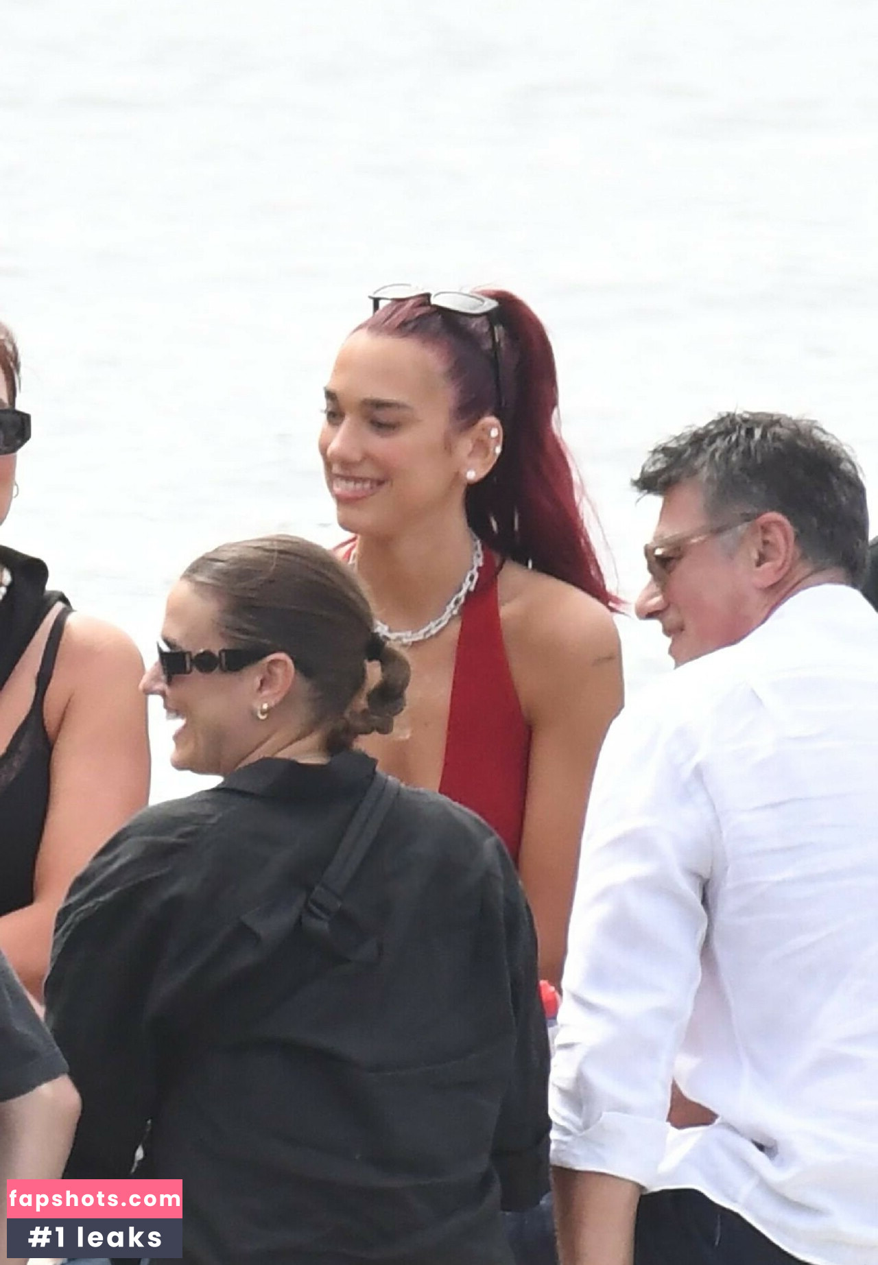 Dua Lipa gallery photo #1320