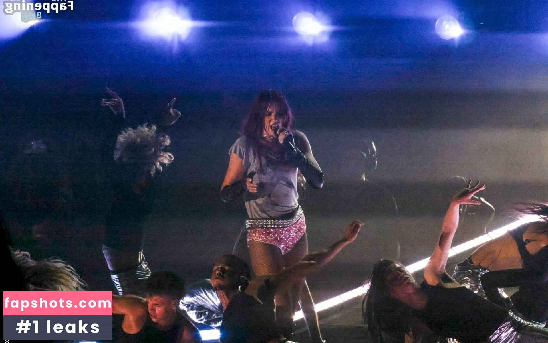 Dua Lipa gallery photo #1337