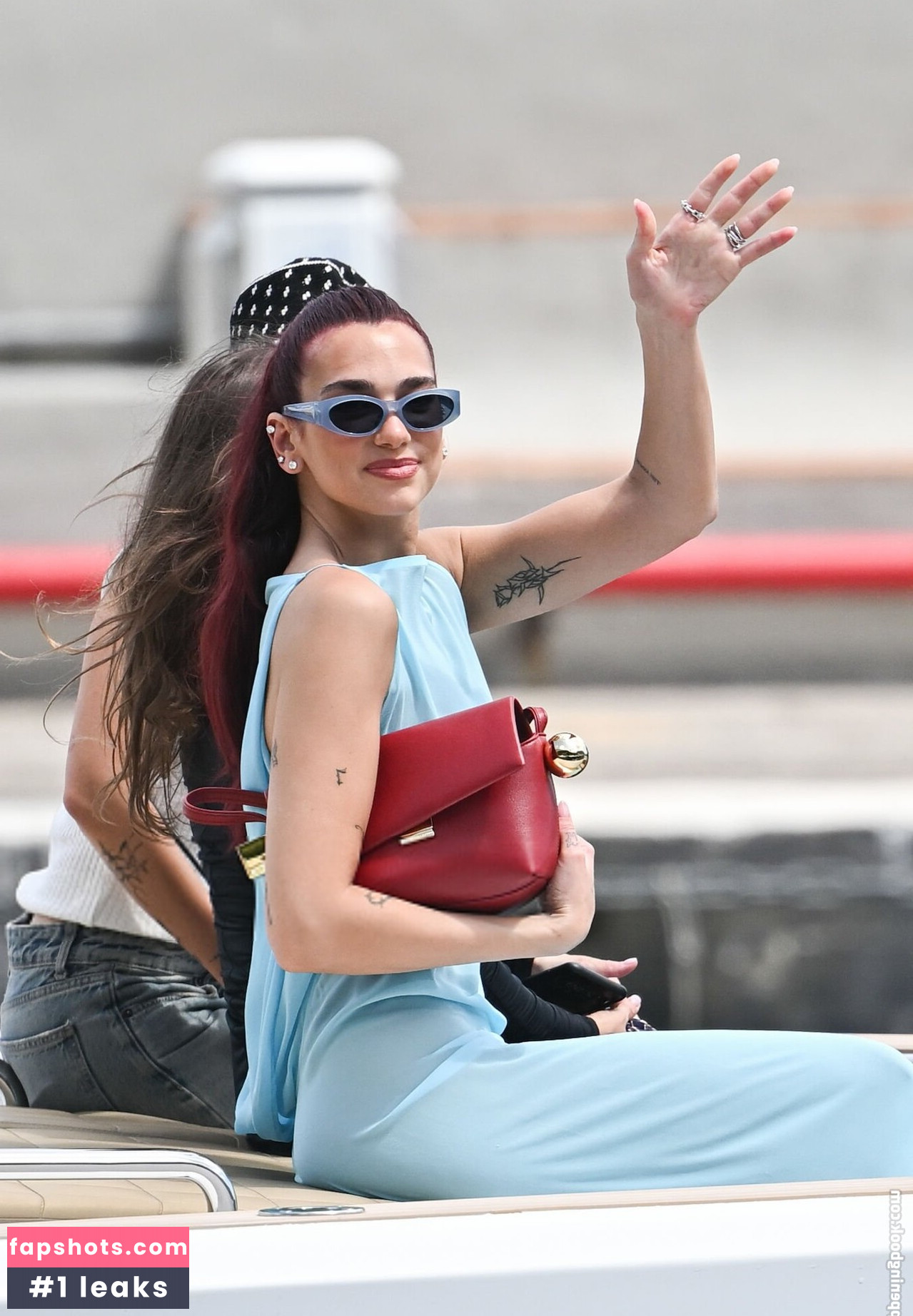 Dua Lipa gallery photo #1361