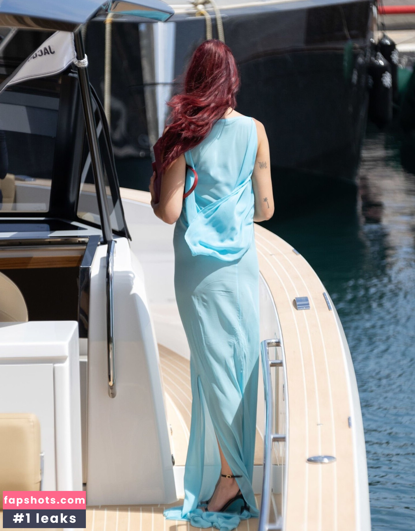 Dua Lipa gallery photo #1371