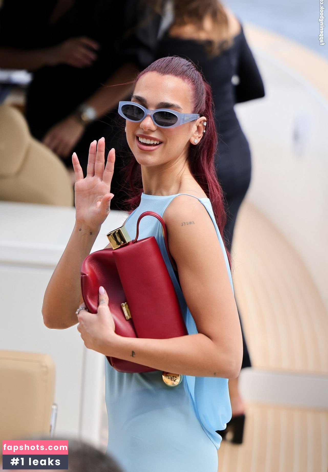 Dua Lipa gallery photo #1376