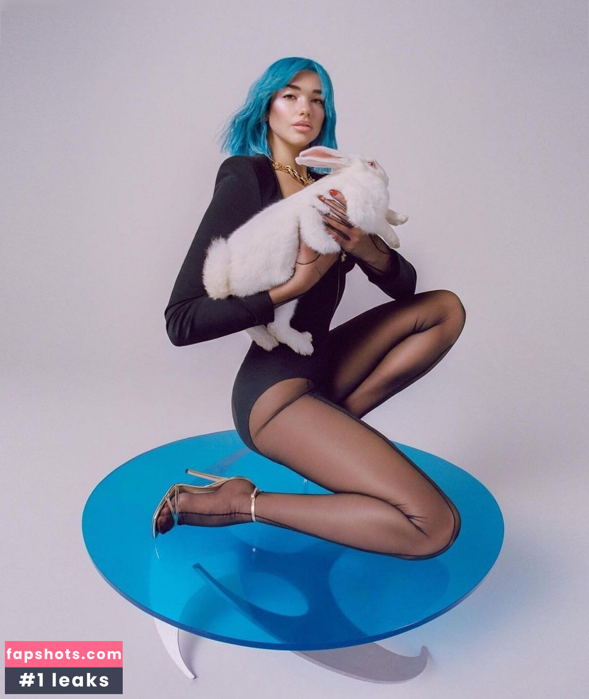 Dua Lipa gallery photo #1431