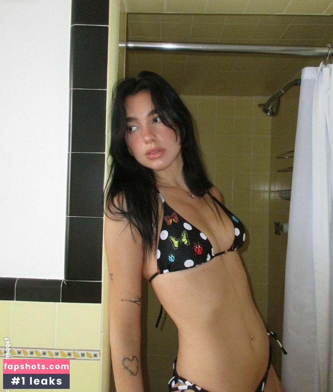 Dua Lipa gallery photo #1433