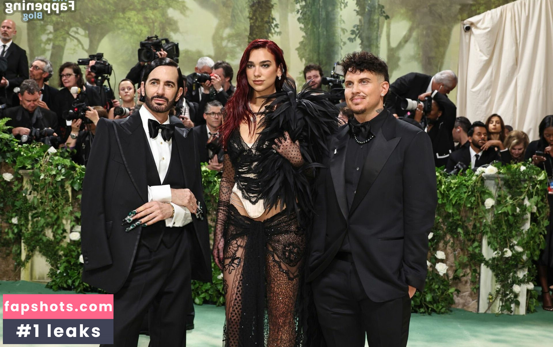 Dua Lipa gallery photo #1462