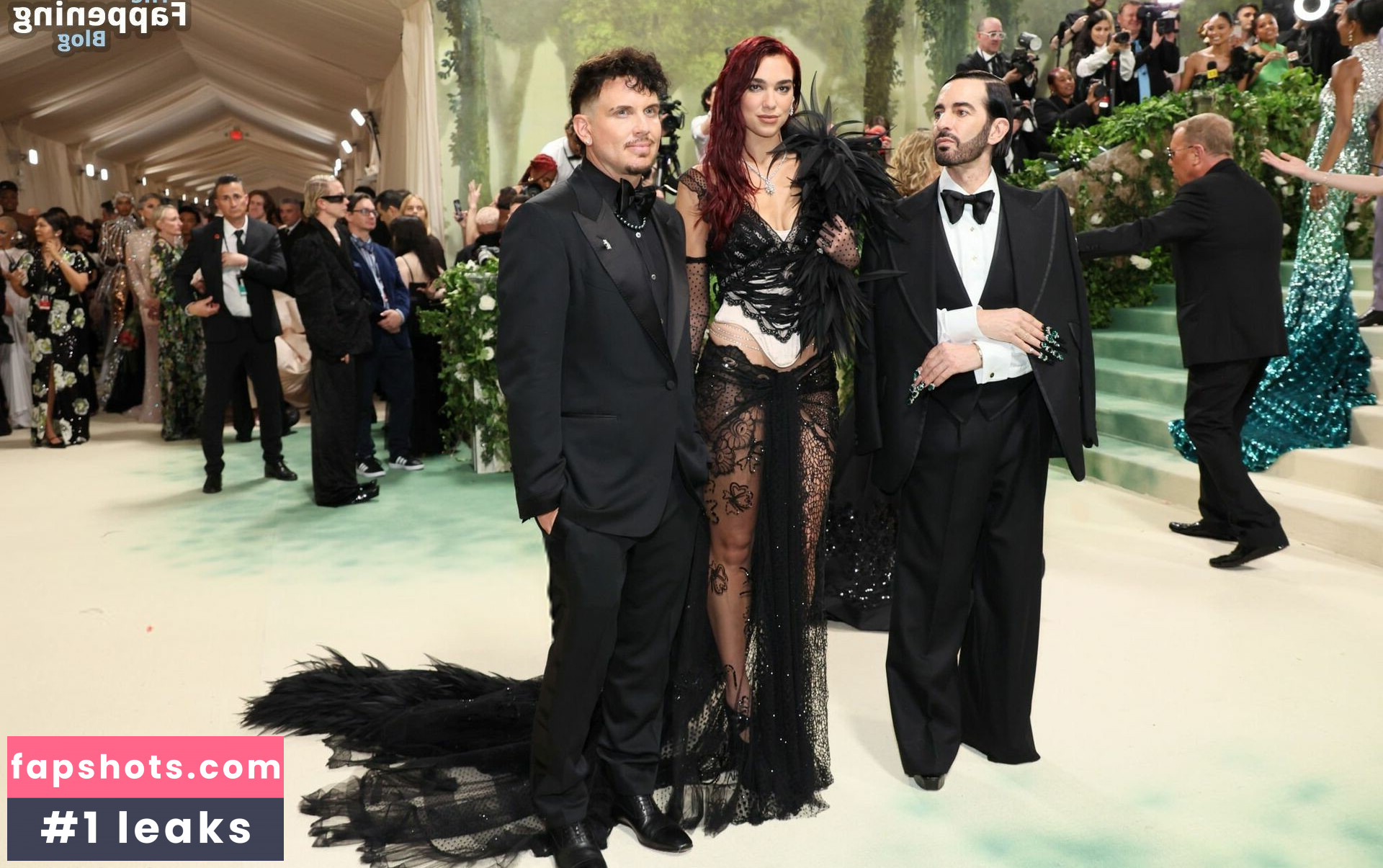 Dua Lipa gallery photo #1470