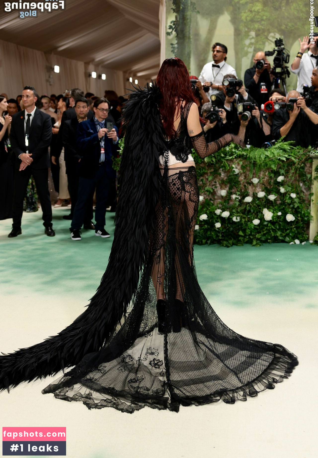 Dua Lipa gallery photo #1484