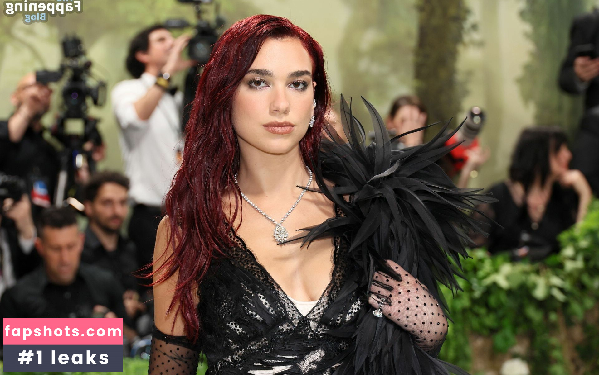 Dua Lipa gallery photo #1487