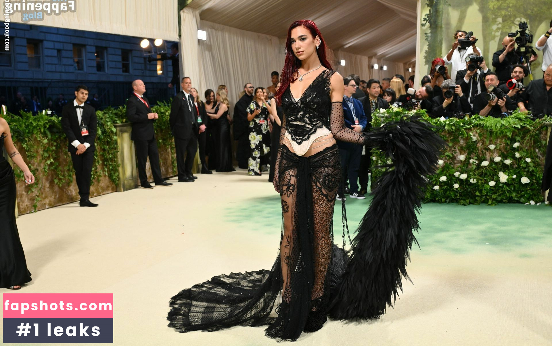 Dua Lipa gallery photo #1488