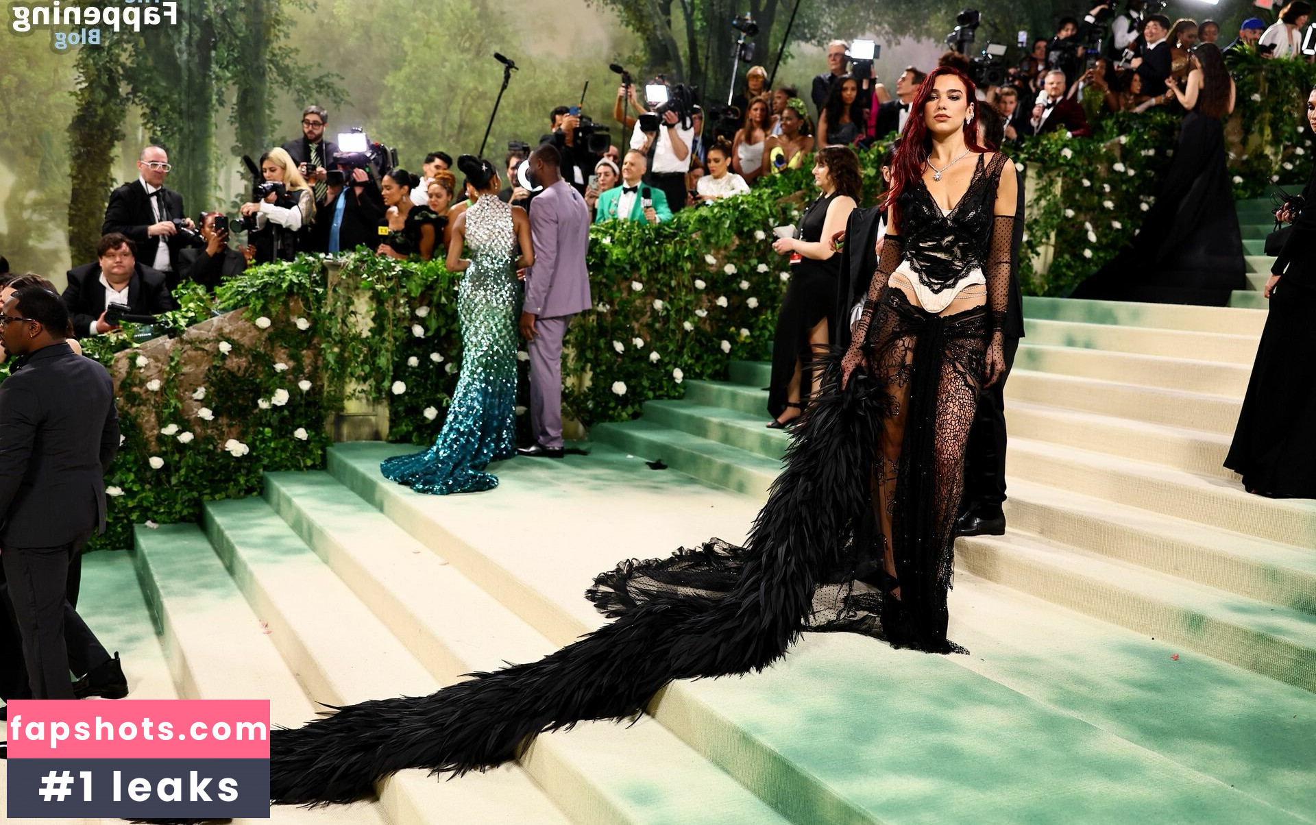 Dua Lipa gallery photo #1490