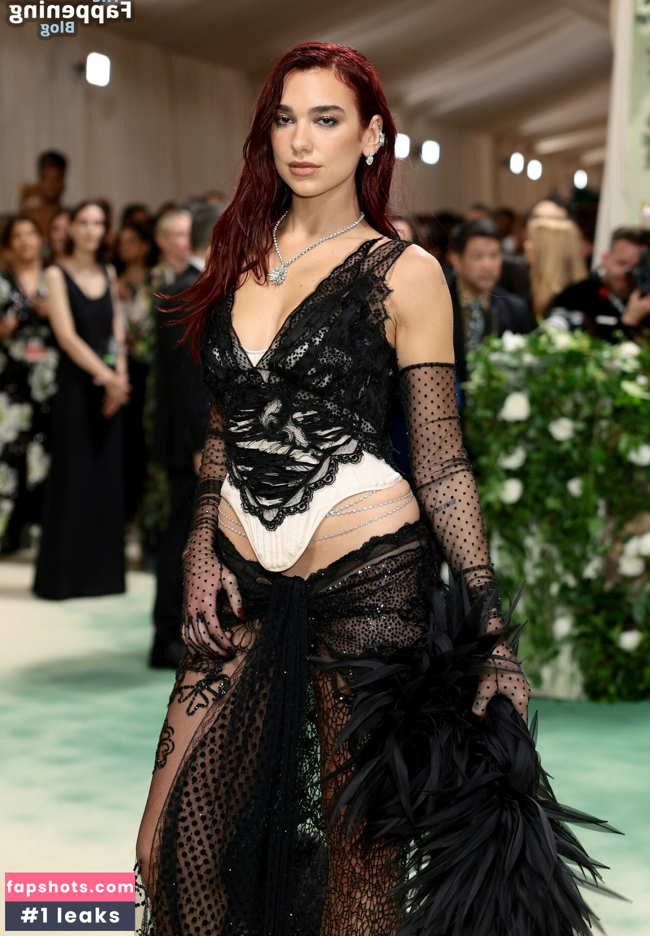 Dua Lipa gallery photo #1492