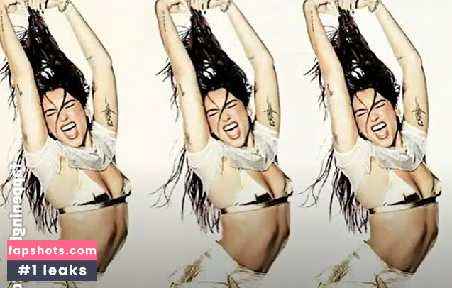 Dua Lipa gallery photo #1494