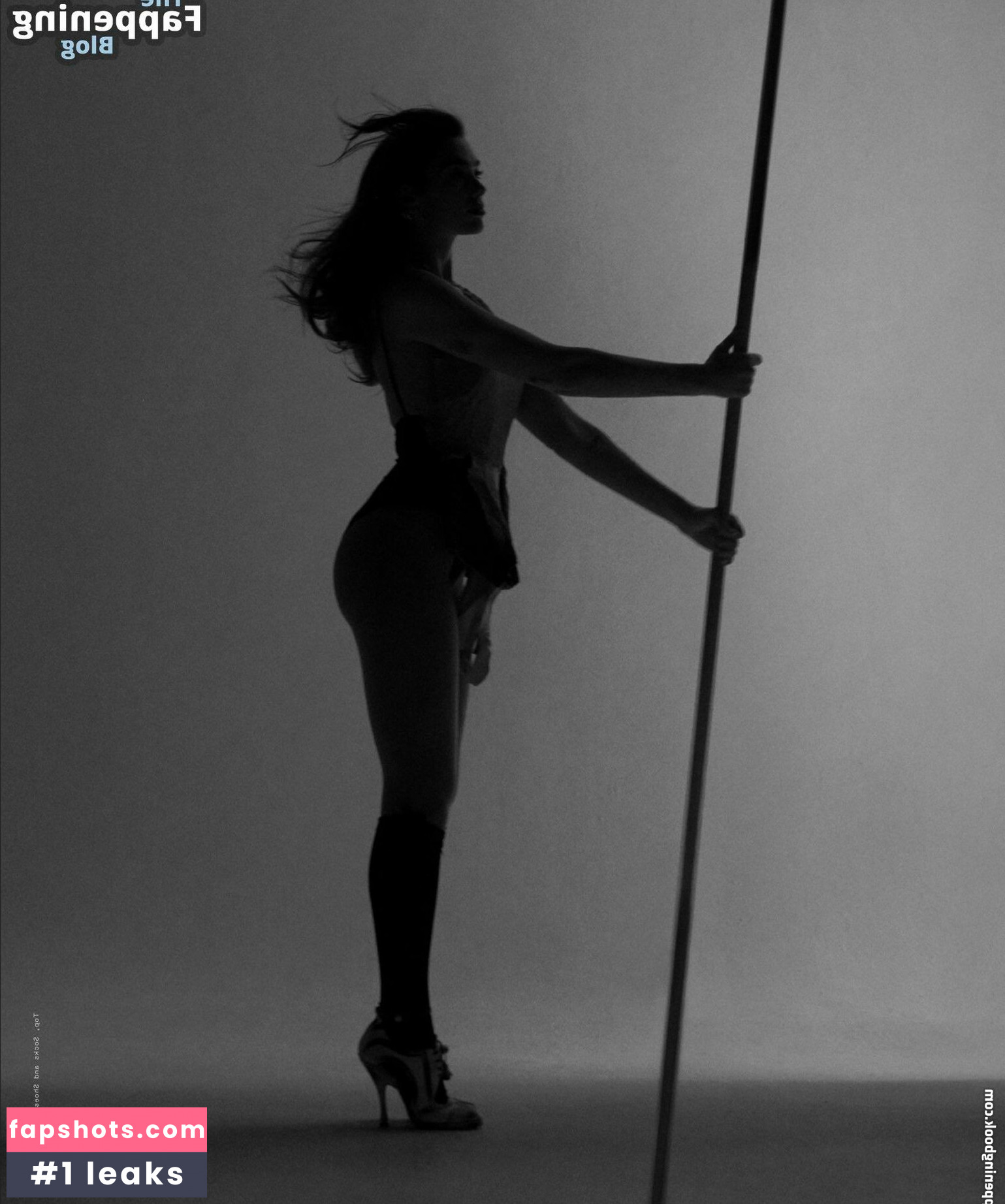 Dua Lipa gallery photo #1578