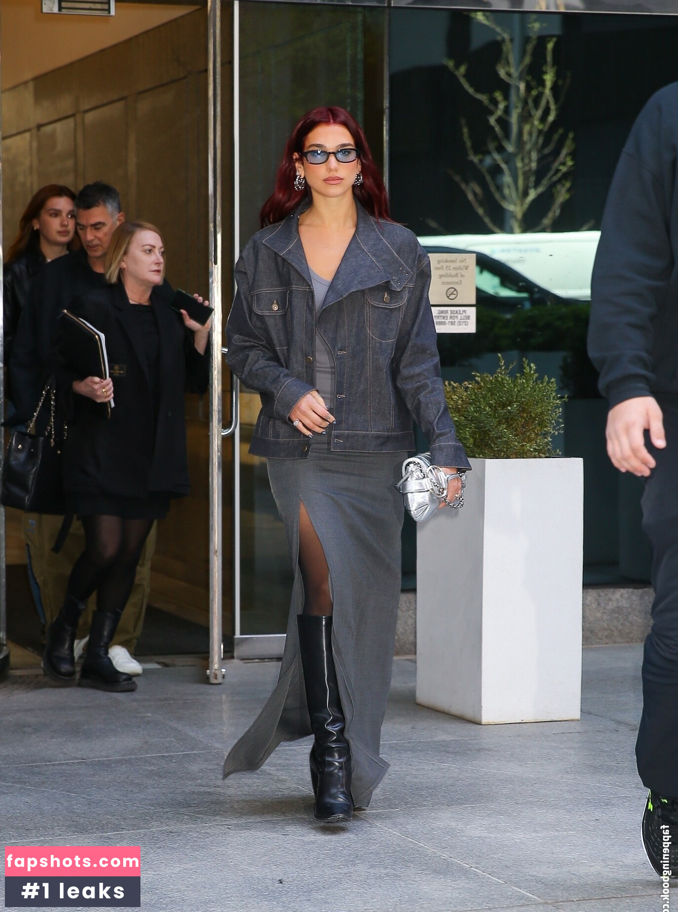 Dua Lipa gallery photo #1659