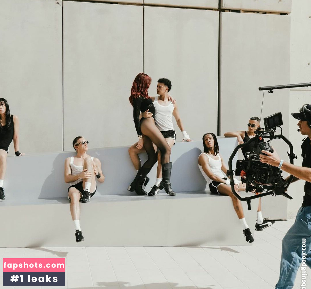 Dua Lipa gallery photo #1687