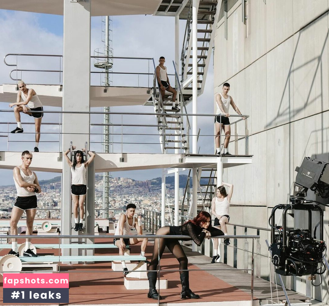 Dua Lipa gallery photo #1689