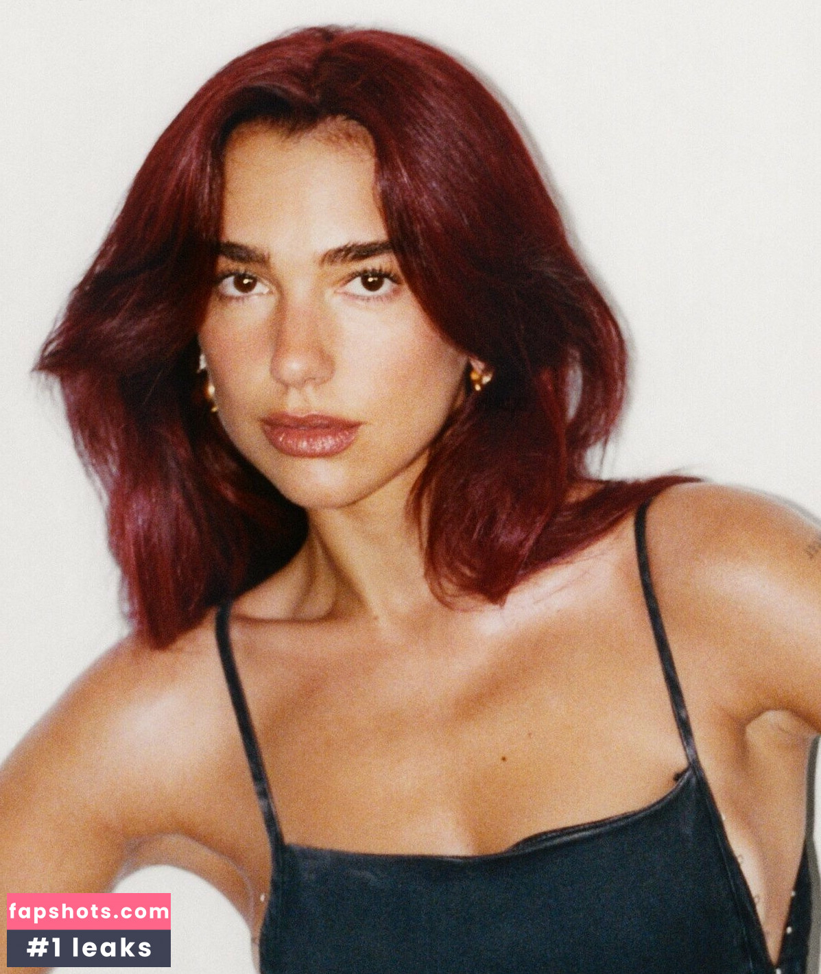 Dua Lipa gallery photo #1911