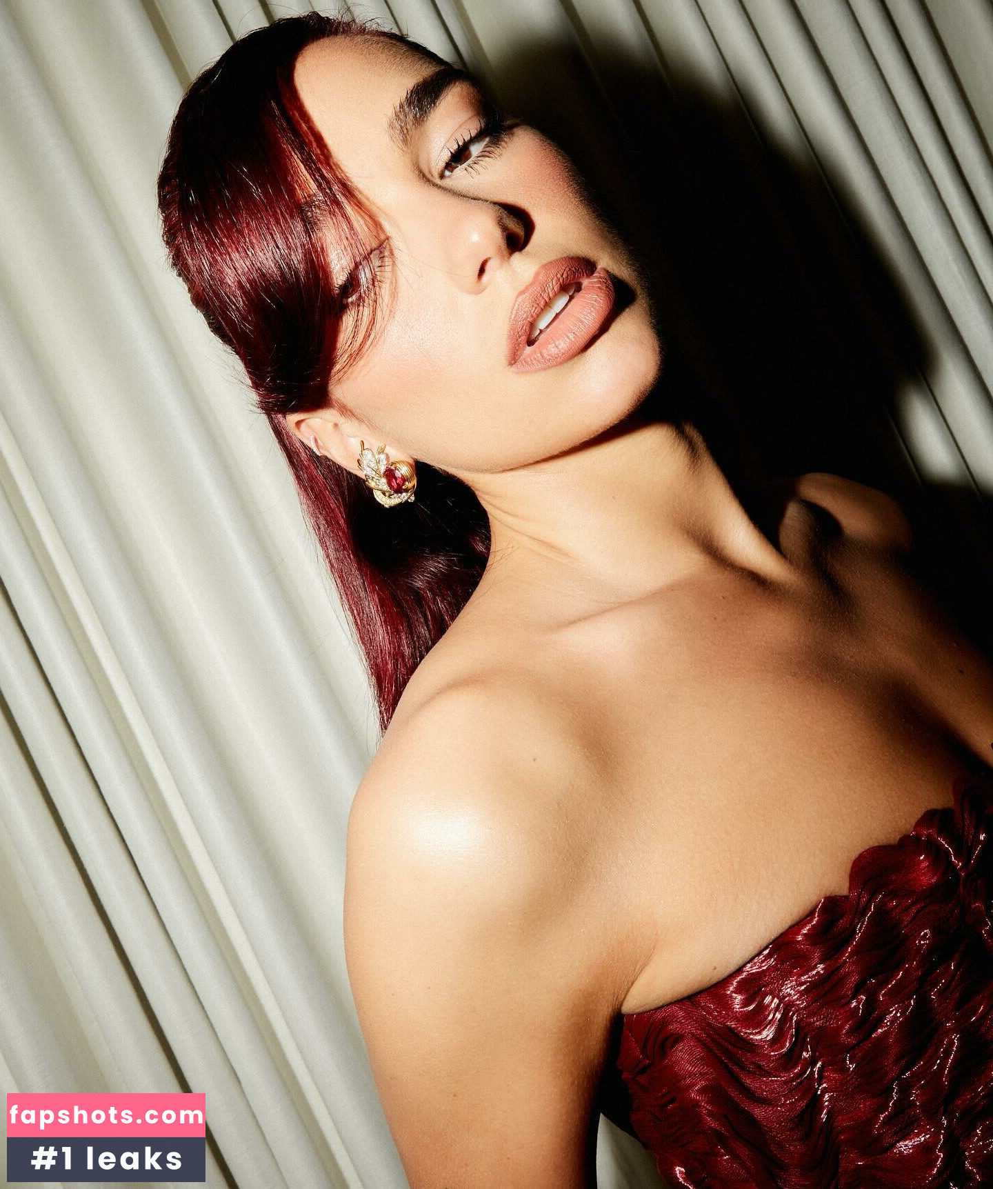 Dua Lipa gallery photo #2046