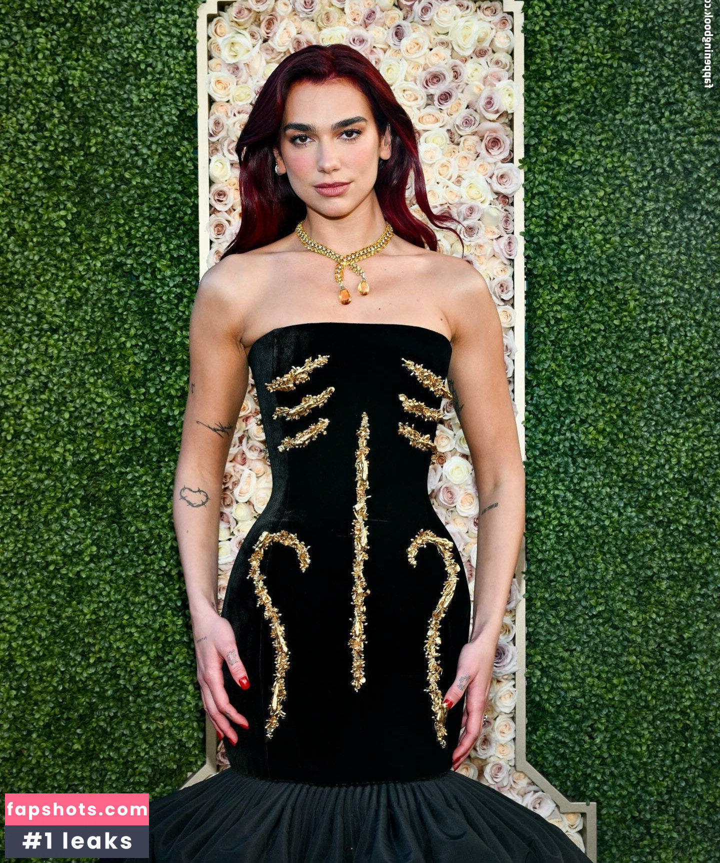 Dua Lipa gallery photo #2074