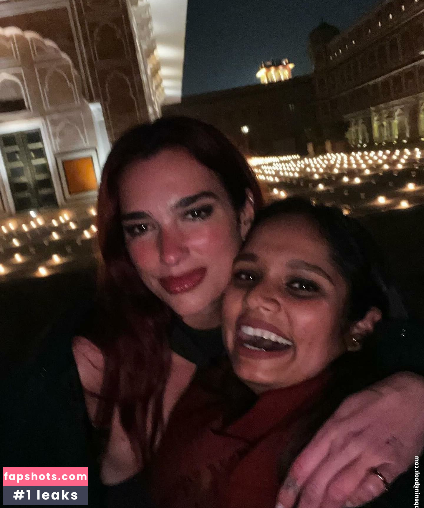 Dua Lipa gallery photo #2089