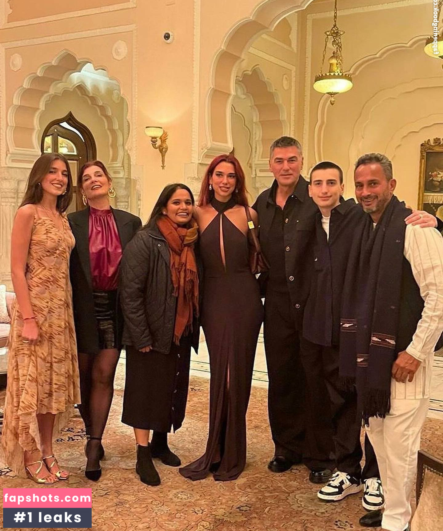 Dua Lipa gallery photo #2091