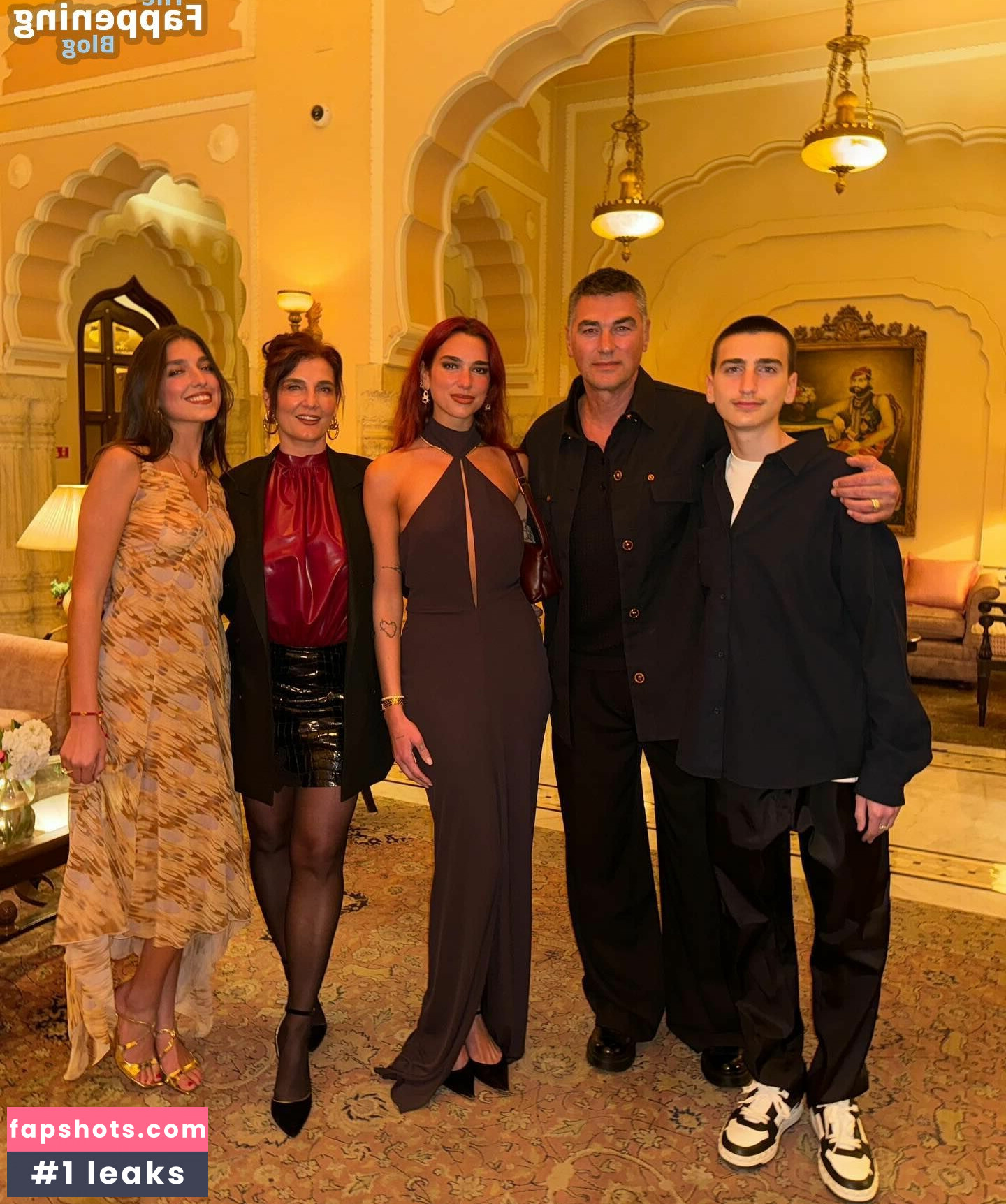 Dua Lipa gallery photo #2104