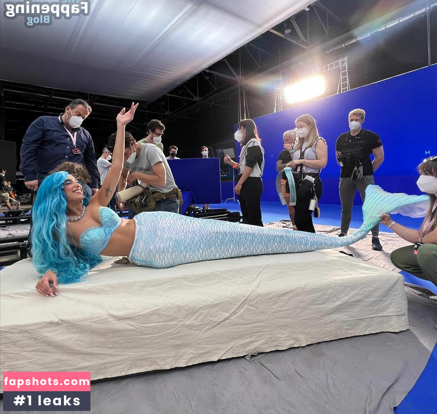 Dua Lipa gallery photo #2144