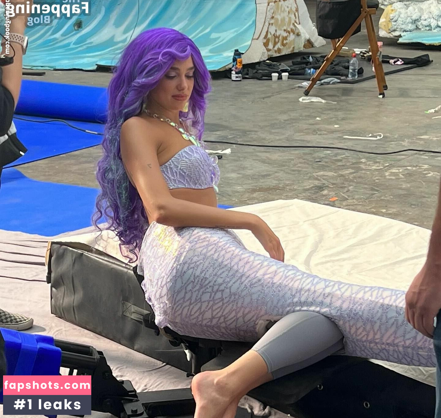 Dua Lipa gallery photo #2145