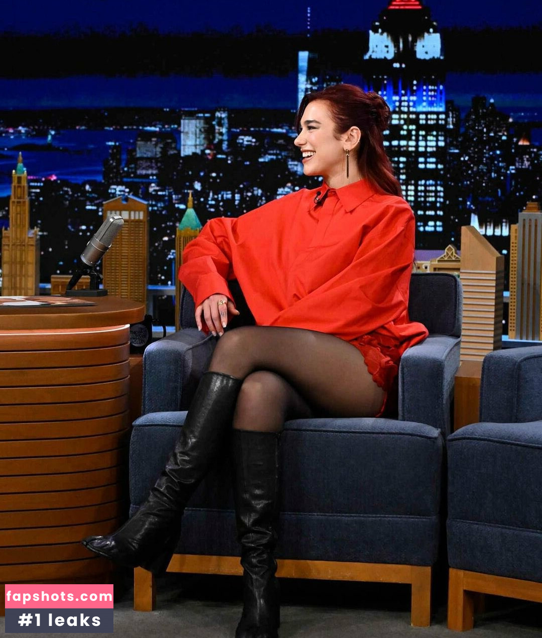 Dua Lipa gallery photo #2211