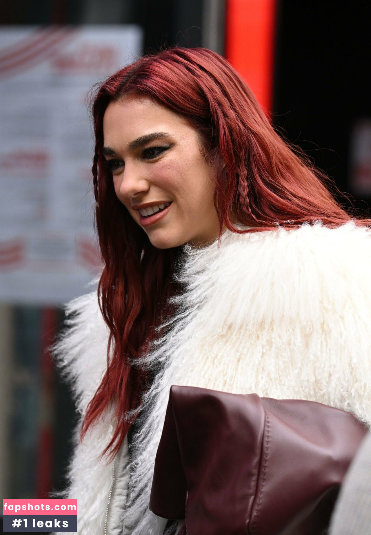 Dua Lipa gallery photo #2371