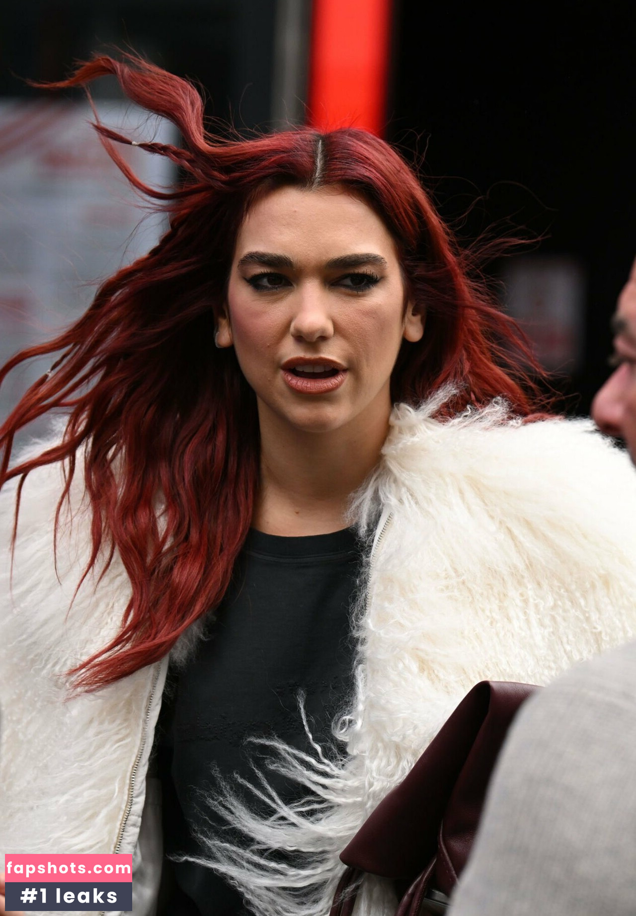 Dua Lipa gallery photo #2373