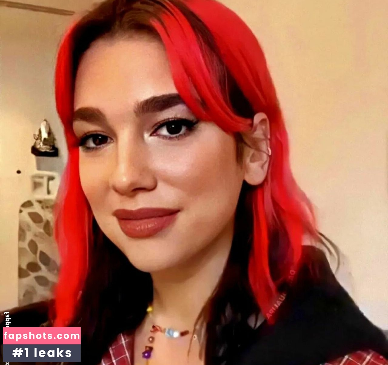 Dua Lipa gallery photo #2409