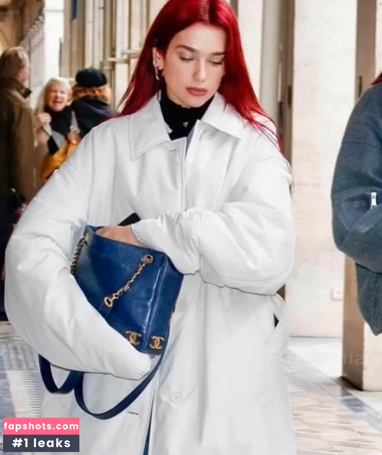 Dua Lipa gallery photo #2410