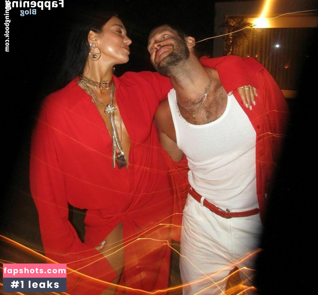 Dua Lipa gallery photo #2415