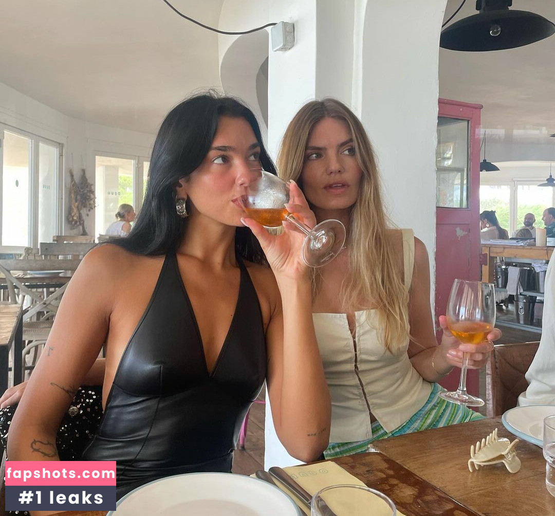 Dua Lipa gallery photo #2468