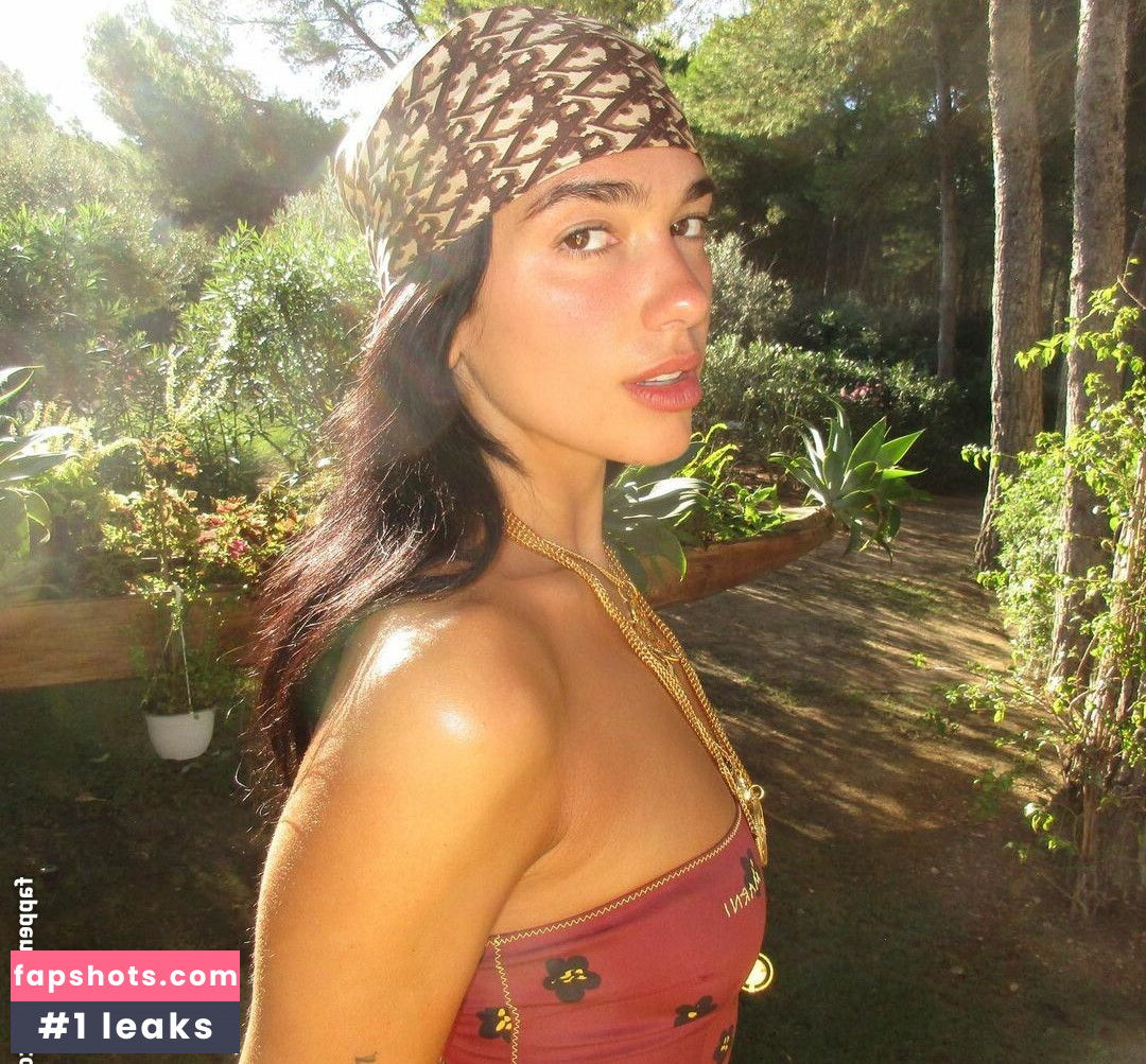 Dua Lipa gallery photo #2472