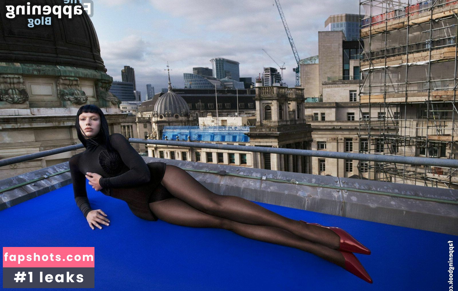 Dua Lipa gallery photo #2511