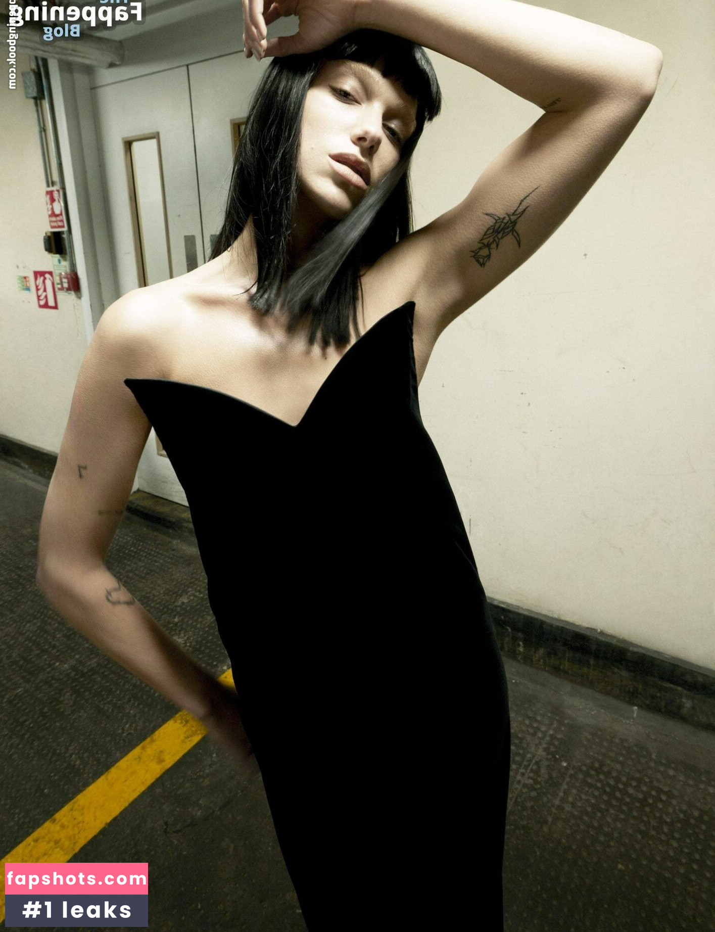 Dua Lipa gallery photo #2515