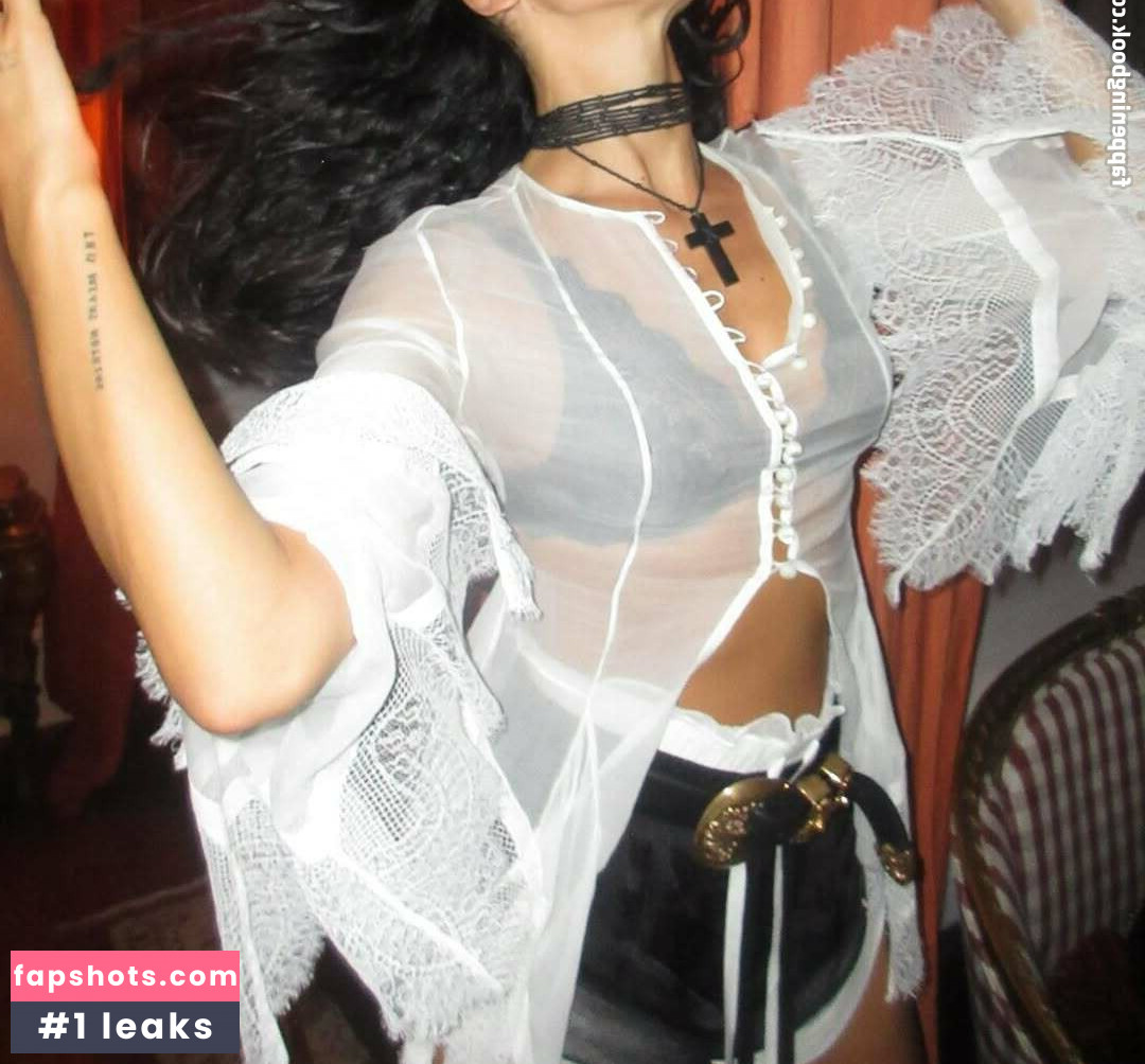 Dua Lipa gallery photo #259