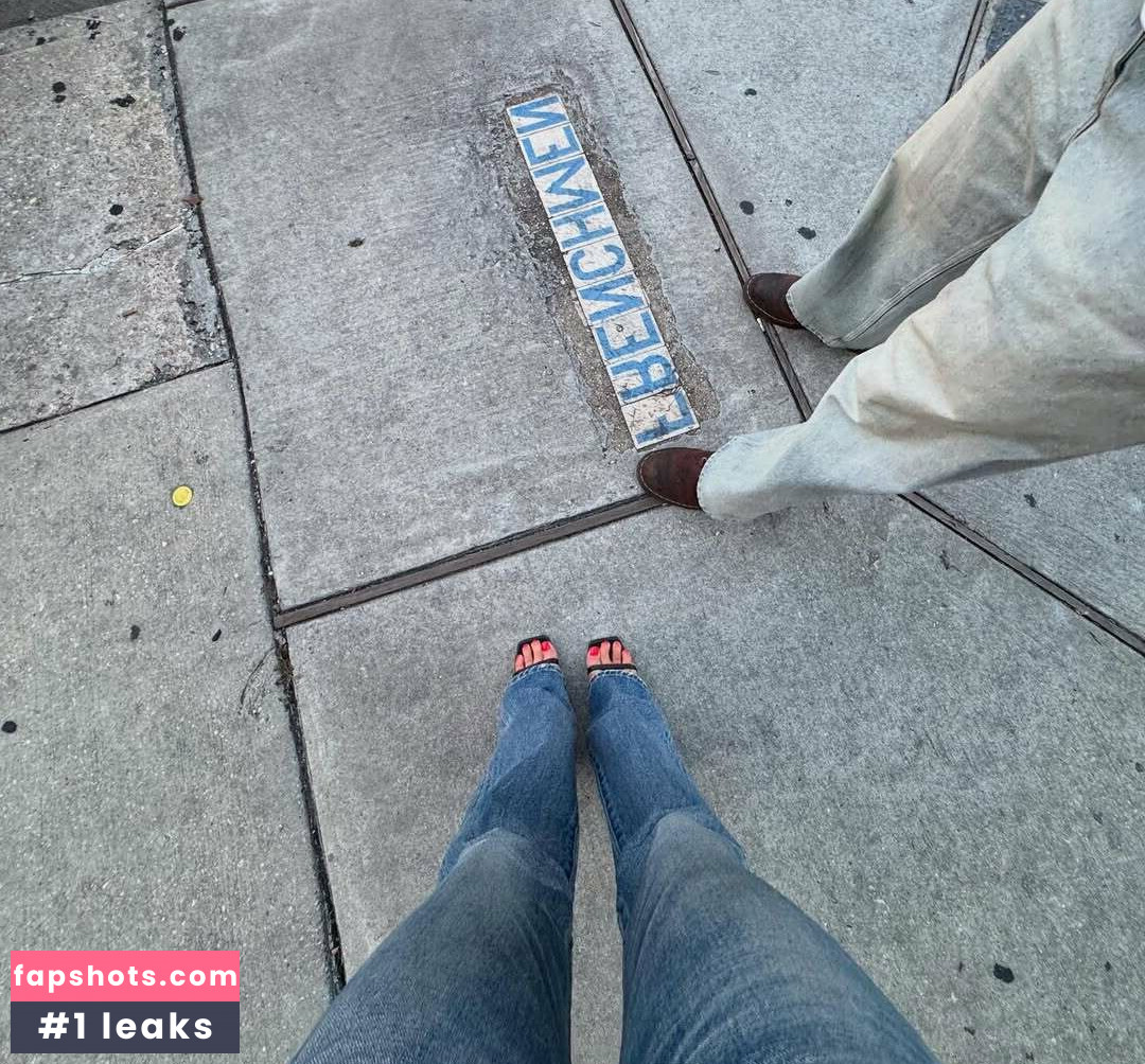 Dua Lipa gallery photo #260